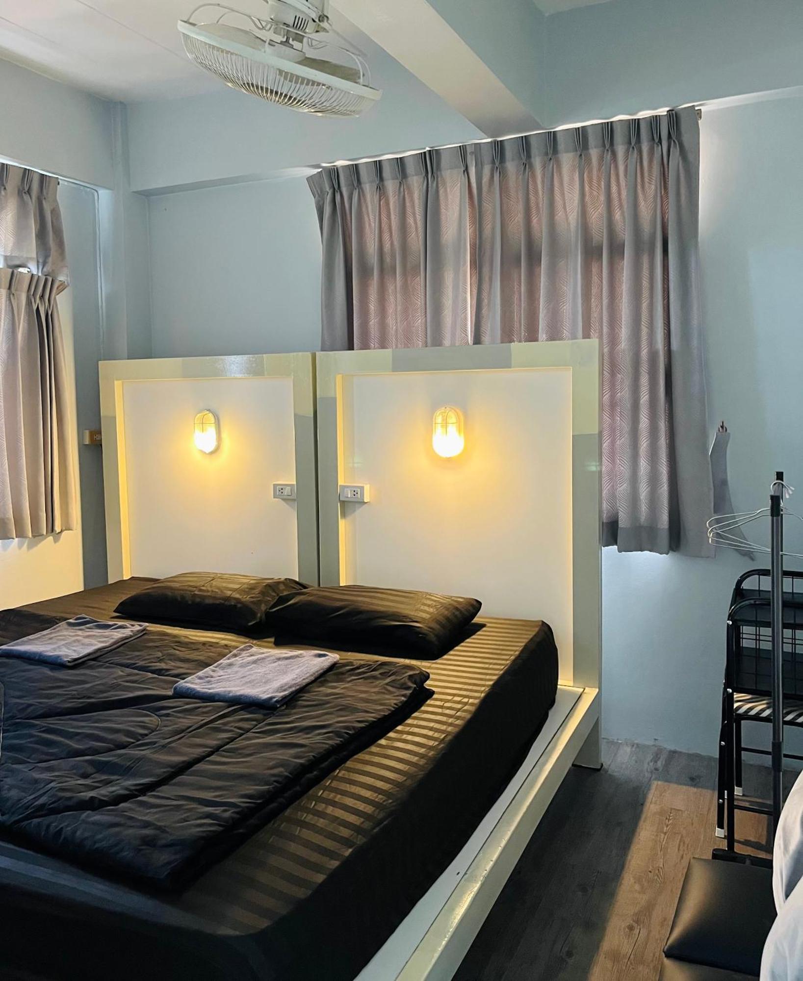 Patone Hostel فرا ناخون سي أيوتثايا المظهر الخارجي الصورة